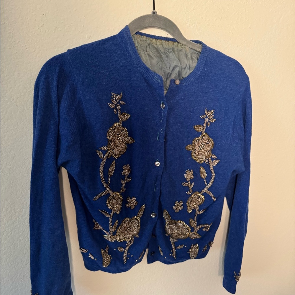 1950s Beautiful Embroidered Blue Cardigan Sweater